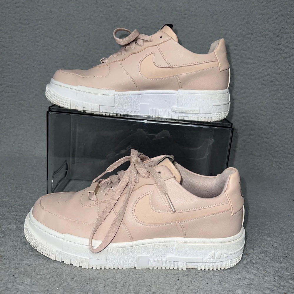 Nike‎ Air Force 1 Pixel Particle Sneakers Women's Size 7 Beige Pink CK6649-200